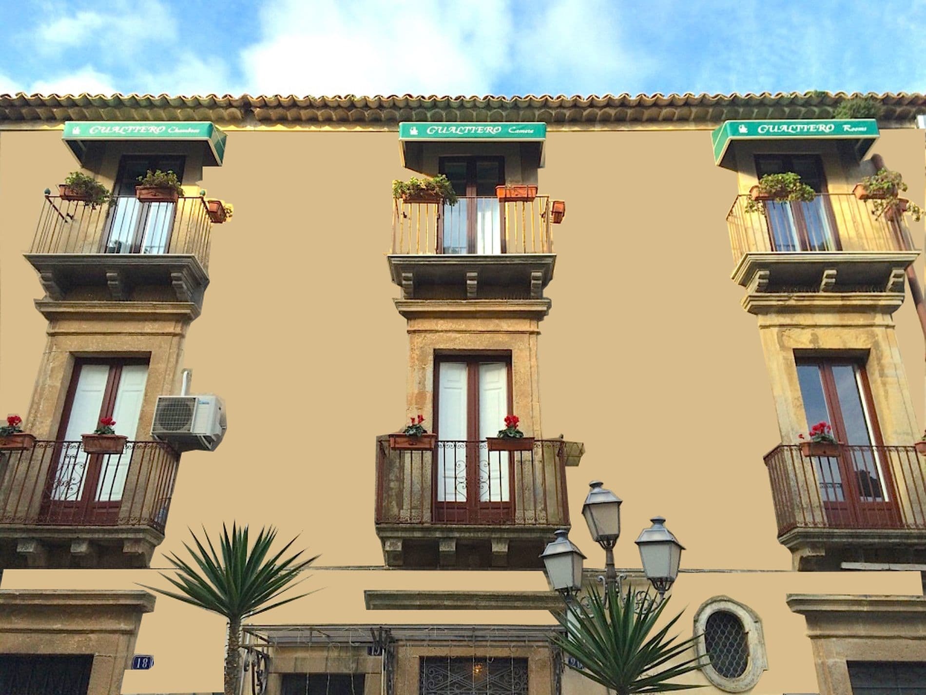 Gualtiero Camere & Suite Caltagirone Exterior foto